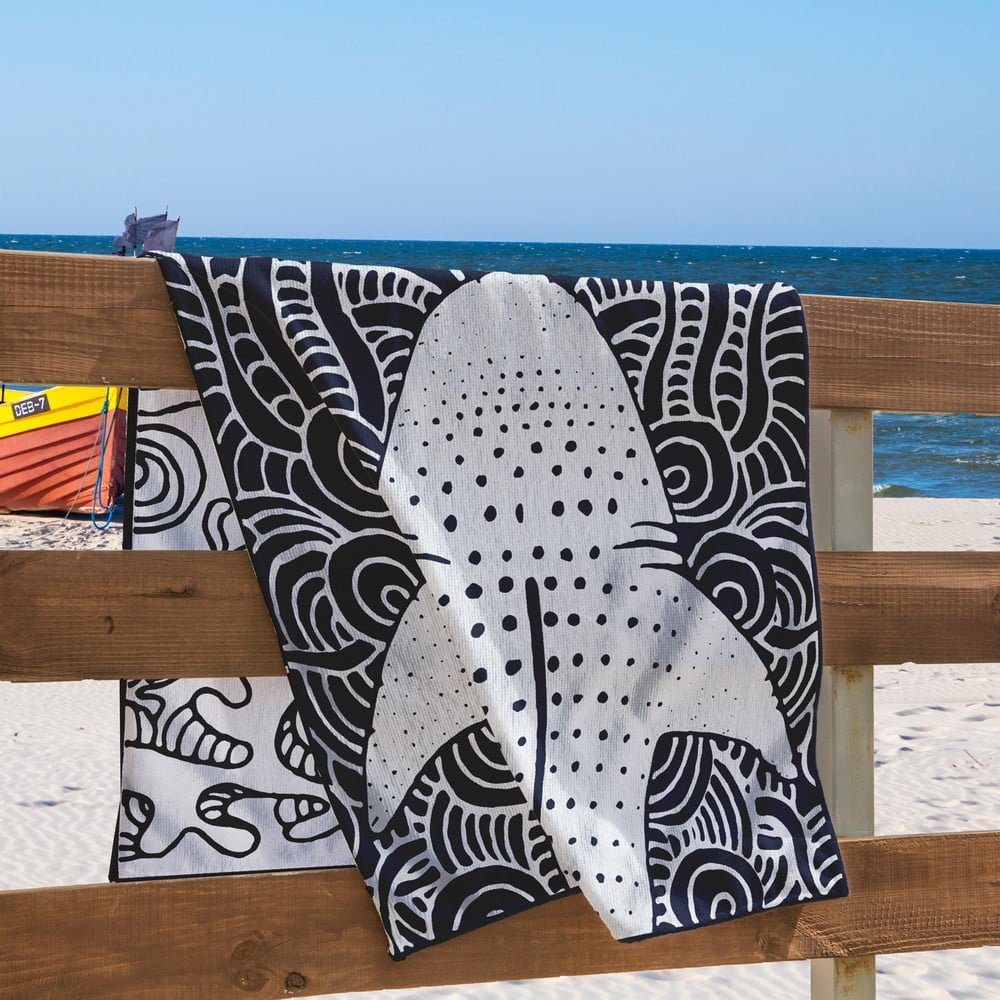 Ciemnoniebieski ręcznik plażowy 90x180 cm Shark – DecoKing (zdjęcie 5)