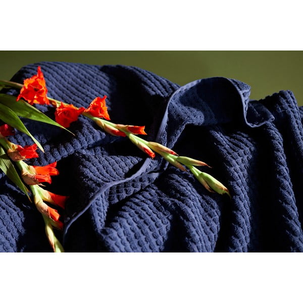 Ciemnoniebieski ręcznik kąpielowy z bawełny organicznej frotte 70x140 cm Check – JUNA-image-4