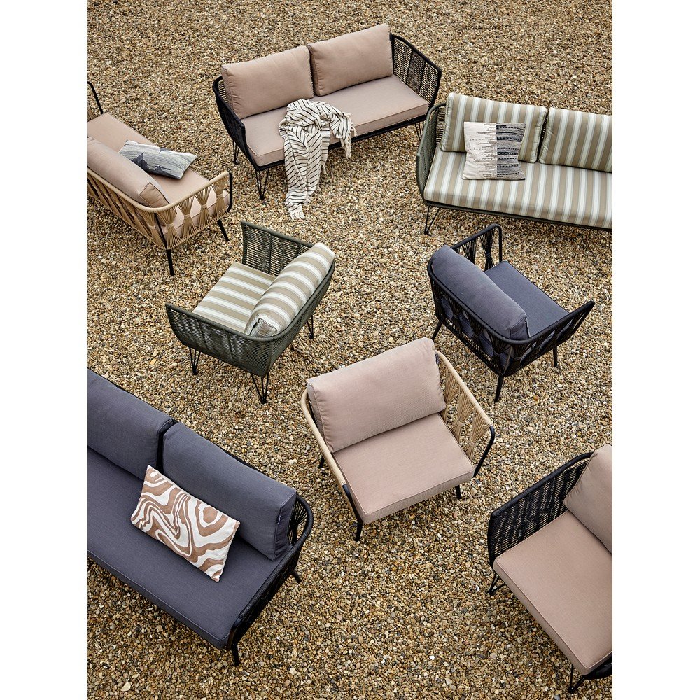 Czarna metalowa sofa ogrodowa Pavone – Bloomingville (zdjęcie 4)