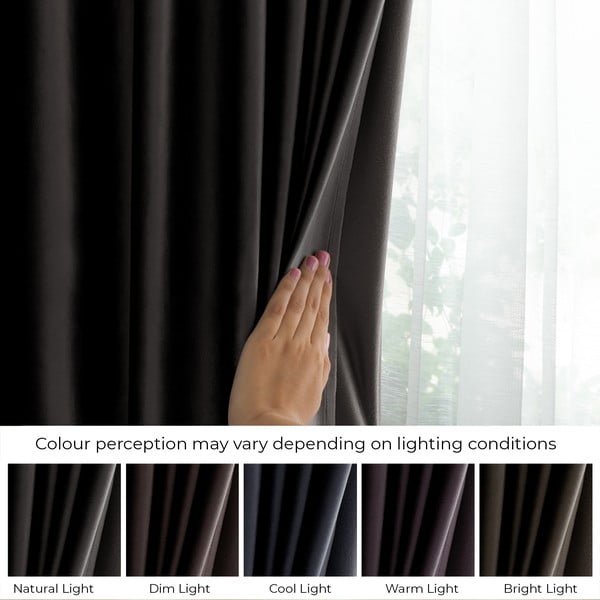 Czarna aksamitna zasłona częściowo zaciemniająca (dimout) 140x245 cm Eyelets – Restilo-image-4