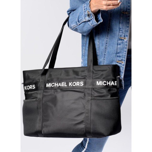 Czarna materiałowa torebka Michael Kors The Michael-image-1