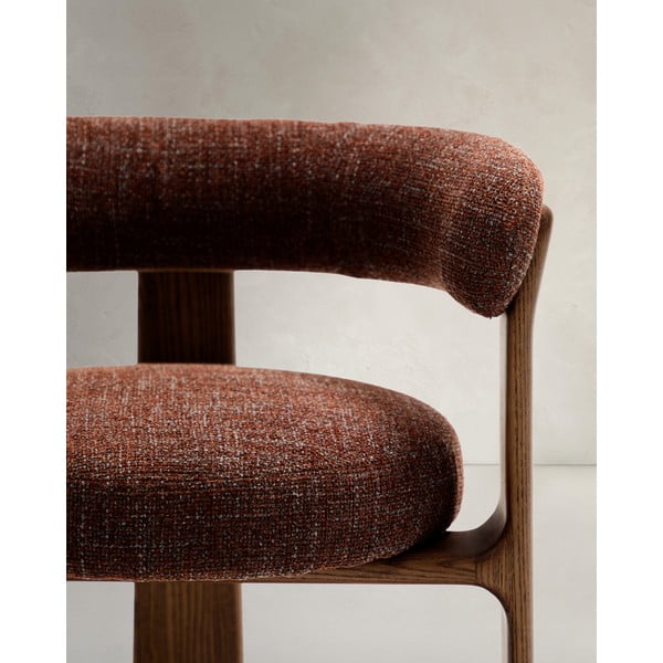 Brązowy fotel jadalniany z litego drewna jesionowego z podłokietnikami Granite – Kave Home-image-4