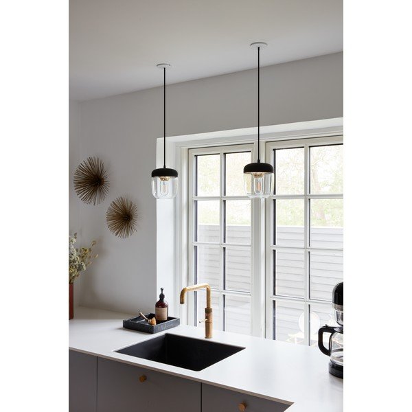 Czarny klosz z oprawką w złotym kolorze UMAGE Acorn, Ø 14 cm-image-1