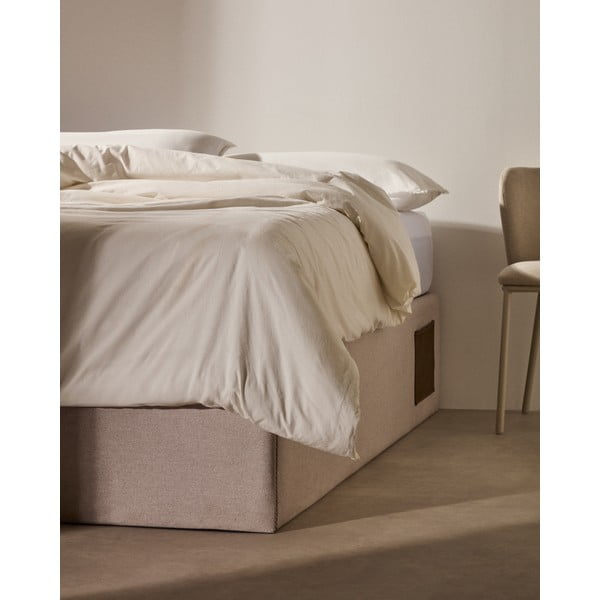 Beżowe tapicerowane łóżko dwuosobowe ze schowkiem 160x200 cm Matters – Kave Home-image-2