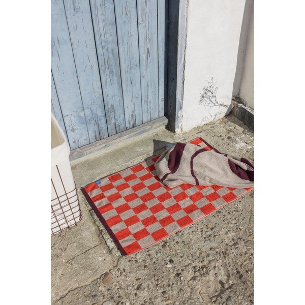 Pomarańczowo-beżowy dywanik łazienkowy pod prysznic z bio bawełny 50x80 cm Retro – Mette Ditmer Denmark-image-1