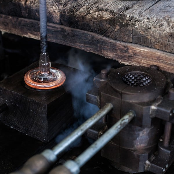 Świeczka Rustic Wood (60 godz.) - brzoza, mahoń i goździk-image-2