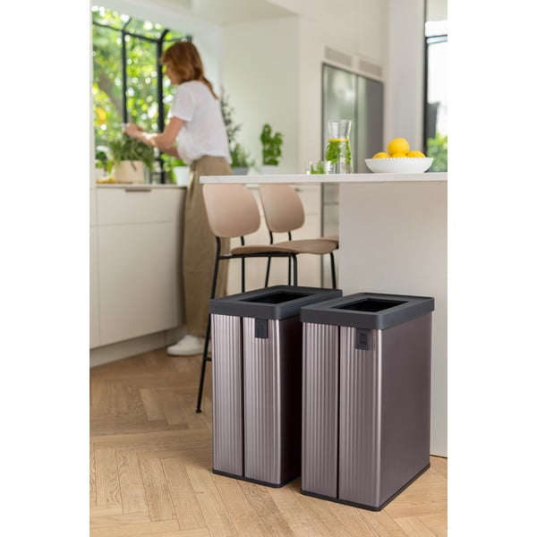 Różowy kosz na śmieci do segregacji odpadów z plastiku z recyklingu 54 l Verto Recycle – Curver-image-4