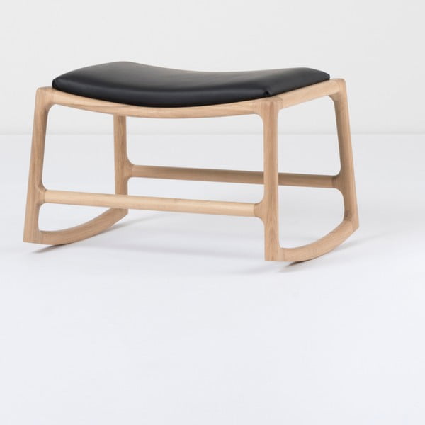 Podnóżek z konstrukcją z litego drewna dębowego i czarnym skórzanym elementem Gazzda Dedo-image-2