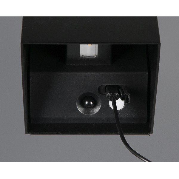 Lampa zewnętrzna ścienna LED z czujnikiem ruchu na USB (wysokość 10 cm) Genie – Reality-image-3