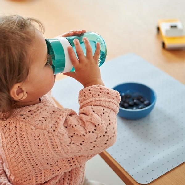 Jasnoróżowy kubek dla dzieci z tritanu 300 ml Flowers & butterflies – Mepal-image-4