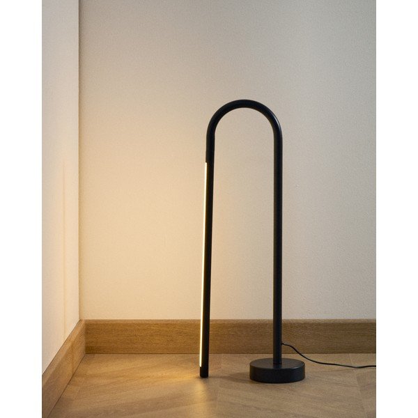 Czarna lampa stojąca LED (wysokość 60 cm) Bow – Kave Home-image-1