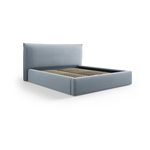 Jasnoniebieskie tapicerowane łóżko dwuosobowe ze schowkiem i stelażem 180x200 cm Elio – Milo Casa