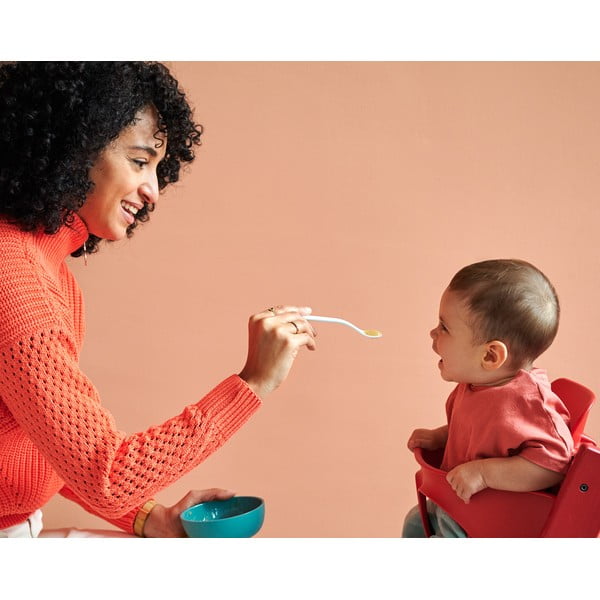 Biało-jasnoróżowe plastikowe łyżeczki dla dzieci zestaw 2 szt. Flowers & butterflies – Mepal-image-1