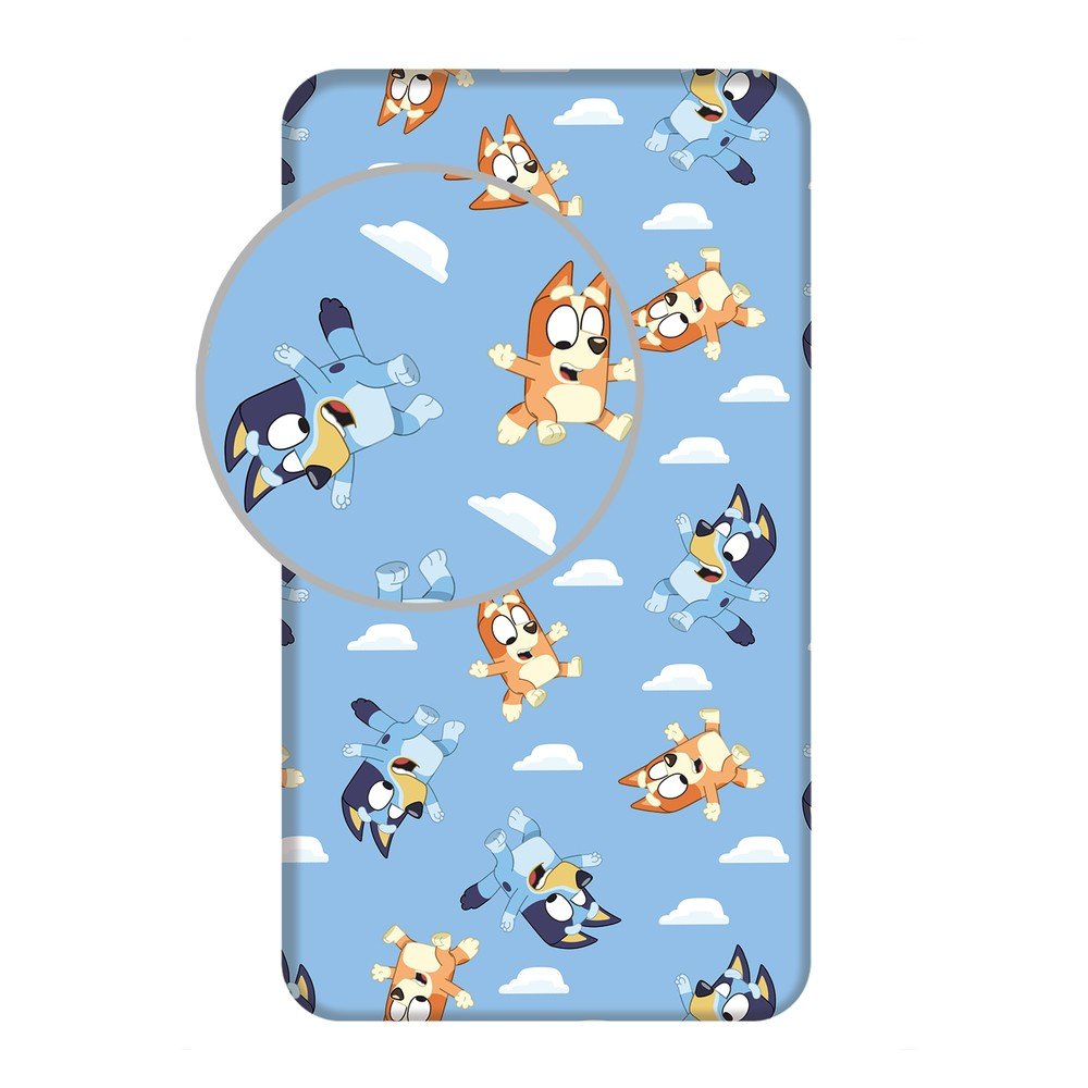 Niebieskie bawełniane prześcieradło dziecięce jednoosobowe z gumką 90x200 cm Bluey – Jerry Fabrics