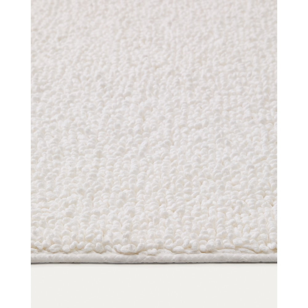 Biały dywanik łazienkowy 50x70 cm Uvite – Kave Home (zdjęcie 4)