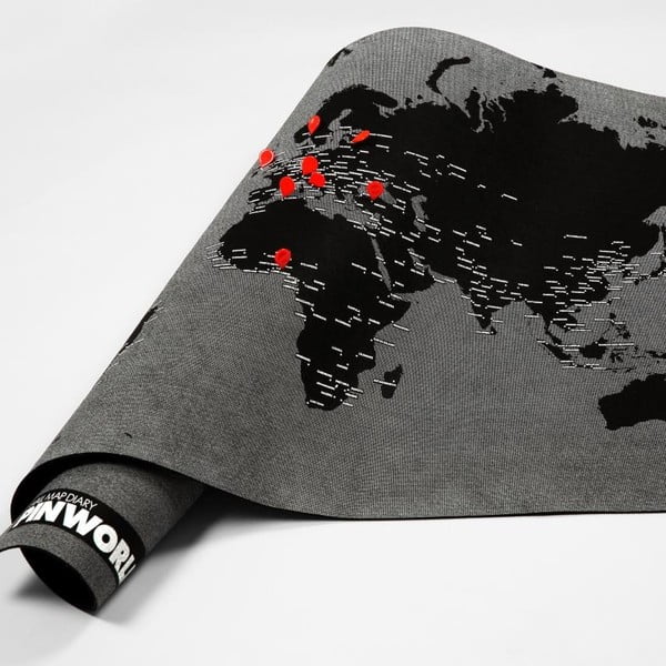 Czarna ścienna mapa świata Palomar Pin World Mini, 77x48 cm-image-1