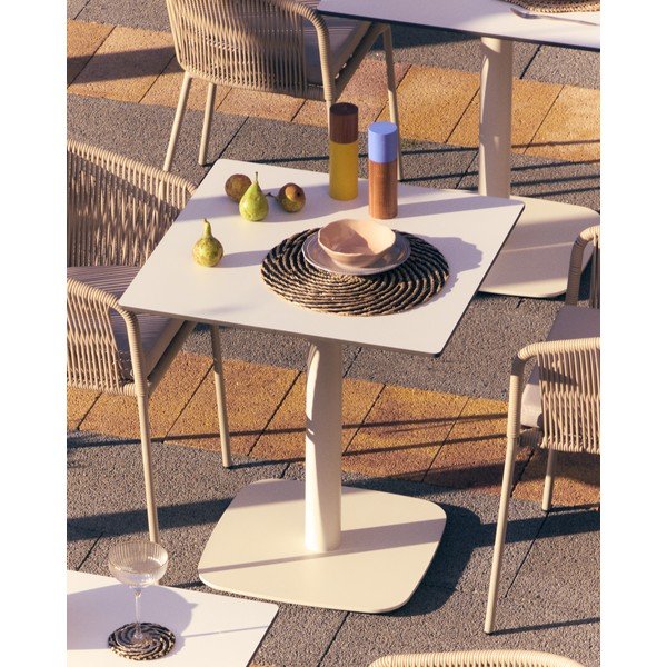 Metalowy stół ogrodowy 68x68 cm Dina – Kave Home-image-1
