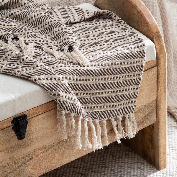 Brązowo-beżowy koc z mieszanki włókien z recyklingu 125x150 cm – Ixia-image-1