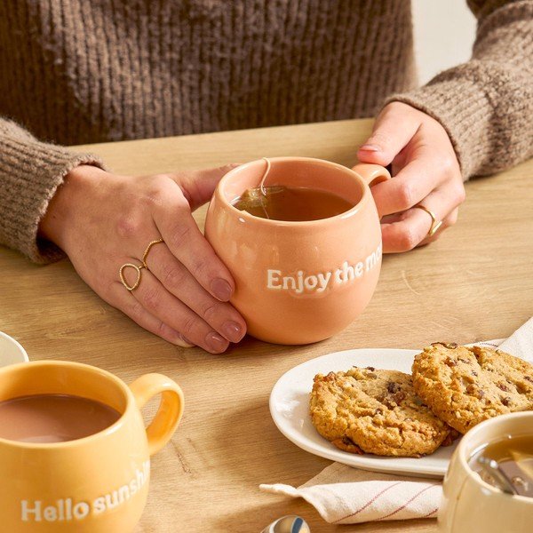 Różowy kamionkowy kubek 420 ml Muggies – Salt&Pepper-image-1