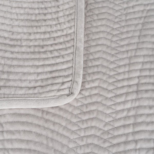 Kremowa aksamitna narzuta pikowana 180x260 cm – Ixia-image-1