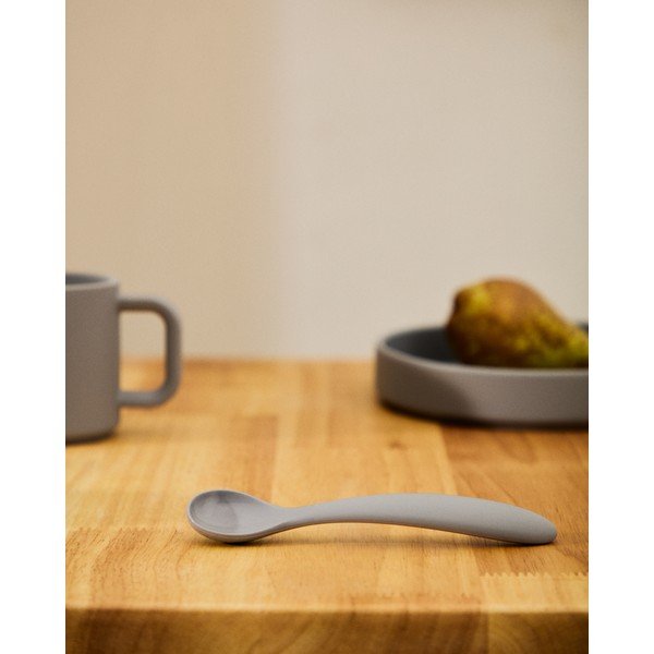 Jasnoniebiesko-pomarańczowe plastikowo-silikonowe łyżeczki dla dzieci zestaw 2 szt. Lili – Kave Home-image-3