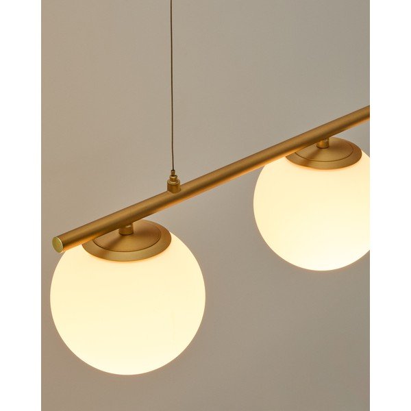 Biała/w kolorze złota metalowa lampa wisząca ze szklanym kloszem Brisia – Kave Home-image-2