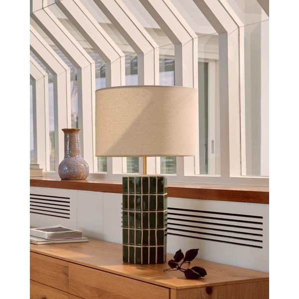 Zielono-kremowa lampa stołowa z tekstylnym kloszem (wysokość 61,5 cm) Rue – Kave Home-image-1