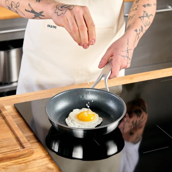 Patelnia ze stali nierdzewnej z powłoką nieprzywierającą ø 20 cm Lucca 3.0 – FABINI-image-1