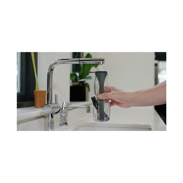 Czerwona butelka sportowa filtrująca z aktywnym węglem Balck + Blum Eau Good Duo, 700 ml-image-2