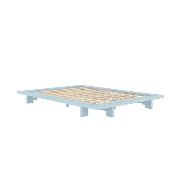 Jasnoniebieskie łóżko dwuosobowe z litego drewna sosnowego ze stelażem 160x200 cm Japan – Karup Design
