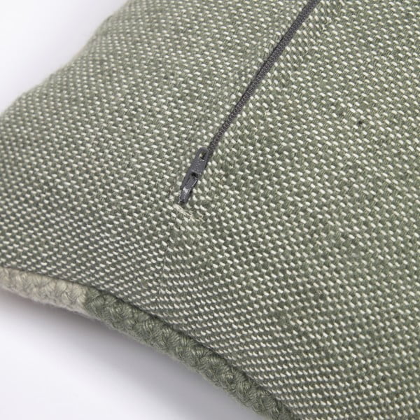 Zielona poszewka na poduszkę z tworzywa z recyklingu Kave Home Leeith, 30x50 cm-image-2