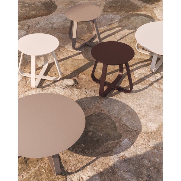 Metalowy okrągły stolik ogrodowy ø 48 cm Tamaris – Kave Home-image-1