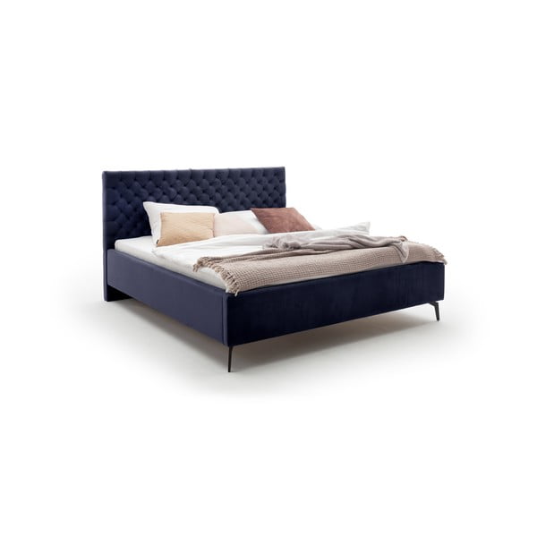 Ciemnoniebieskie tapicerowane łóżko dwuosobowe ze schowkiem i stelażem 160x200 cm La Maison – Meise Möbel