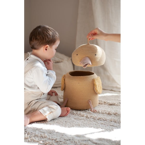 Żółty tekstylny dziecięcy kosz na zabawki ø 25x30 cm Charlie the Chicken – Lorena Canals-image-1