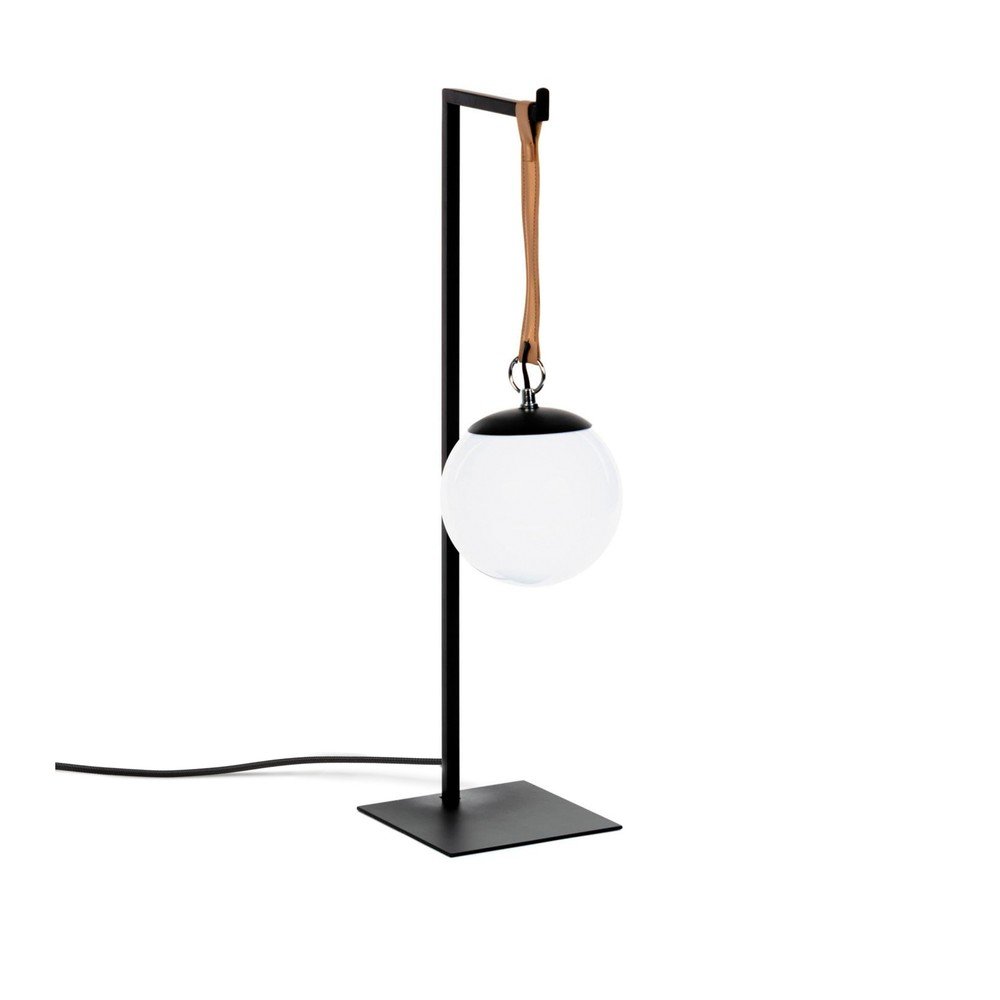 Czarna metalowa lampa stołowa z plastikowym kloszem (wysokość 60 cm) Monteiro – Kave Home