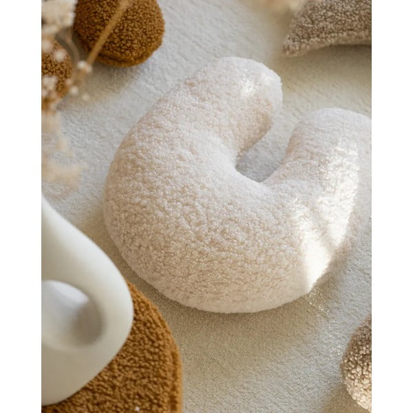 Kremowa poduszka na sofę dziecięcą z materiału bouclé U – Wigiwama-image-2