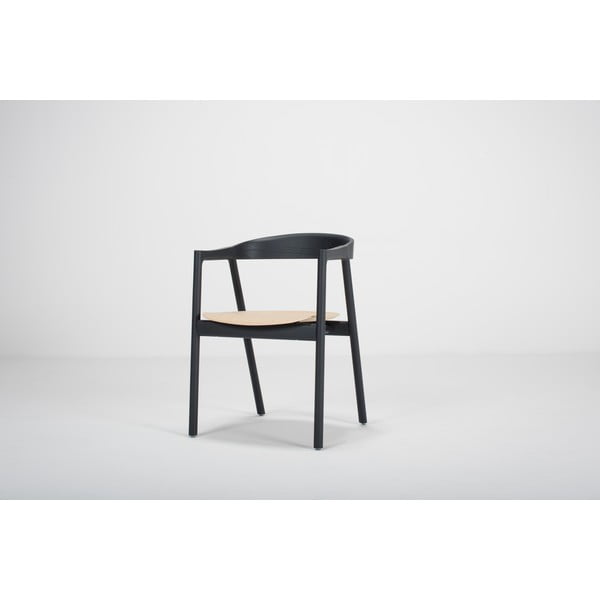 Czarne krzesło z drewna dębowego Gazzda Muna-image-2