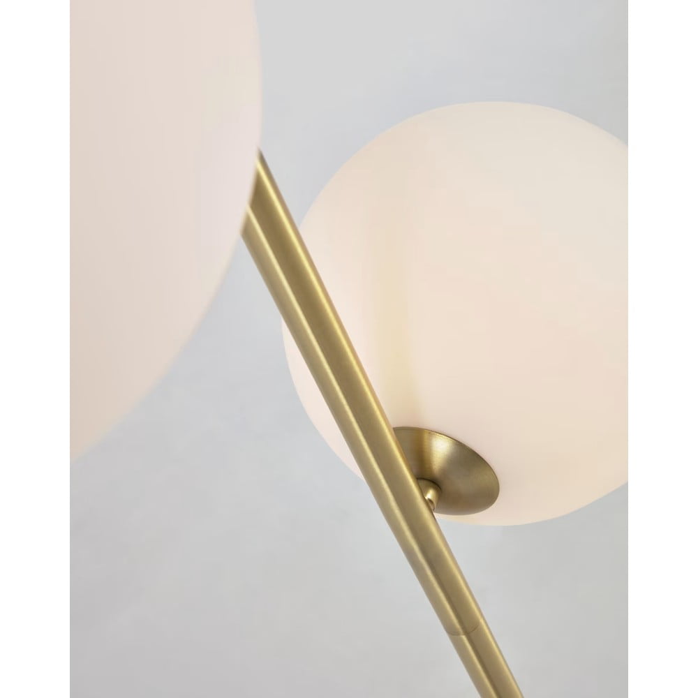 Lampa stojąca w zielono-złotym kolorze ze szklanym kloszem (wys. 161 cm) Lonela – Kave Home (zdjęcie 3)