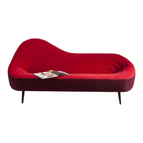 Czerwona sofa Kare Design Isobar
