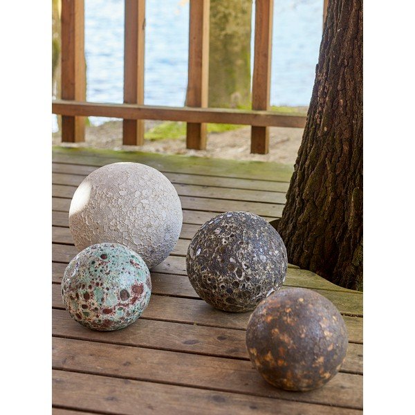 Terakotowa dekoracyjna kula ogrodowa Reese – Bloomingville-image-2