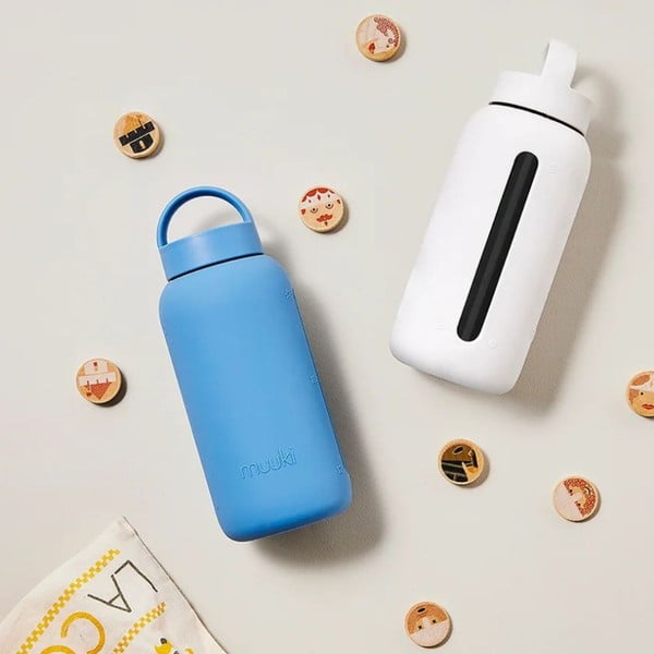 Biała butelka podróżna 720 ml Nimbus Cloud – Muuki-image-1