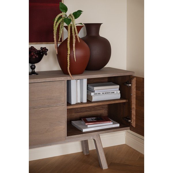 Komoda z litego drewna dębowego w naturalnym kolorze 170x77x42 cm Cleardale – Rowico-image-2