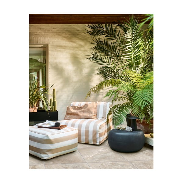 Biało-beżowy dmuchany puf ogrodowy Sit On Air – vtwonen-image-4