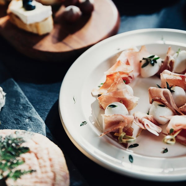 Biały talerz deserowy Emile Henry, ⌀ 21 cm-image-2