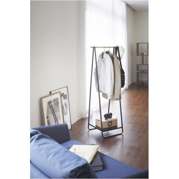 Czarny metalowy stojak na ubrania Tower – YAMAZAKI-image-1