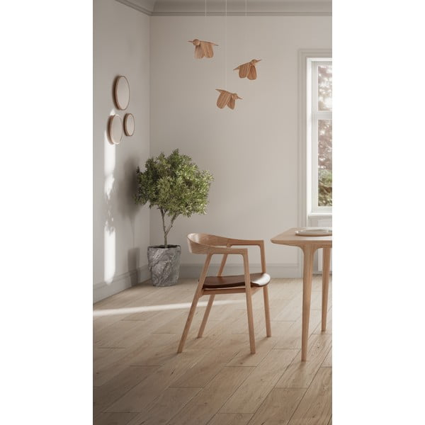 Figurka z drewna dębowego (wysokość 11,5 cm) Tica – Gazzda-image-1