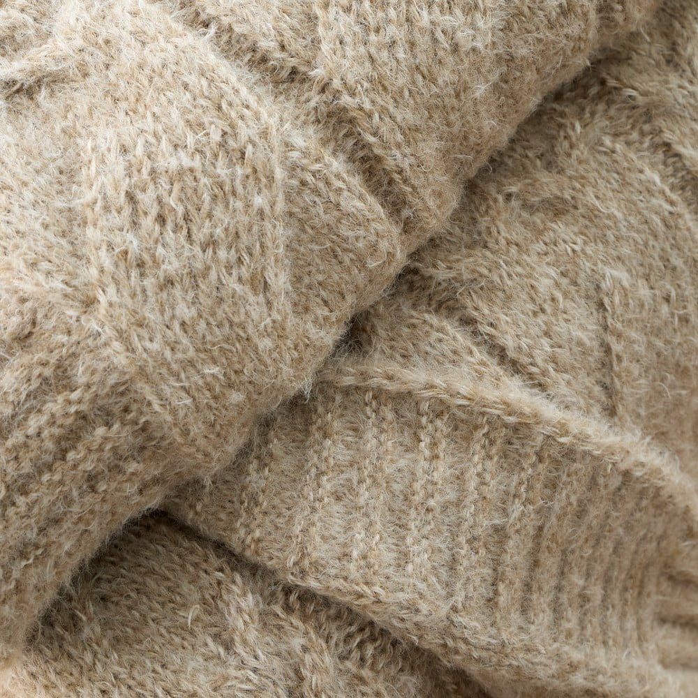 Beżowy koc dzianinowy 150x200 cm Cable Knit – Bianca (zdjęcie 3)
