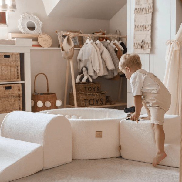 Biały piankowy plac zabaw 3 szt. z materiału bouclé wysokość 30 cm 225x90 cm – Meowbaby-image-1