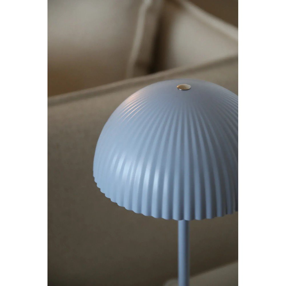 Niebieska metalowa lampa stołowa z metalowym kloszem (wysokość 33,5 cm) Zin – Markslöjd (zdjęcie 3)