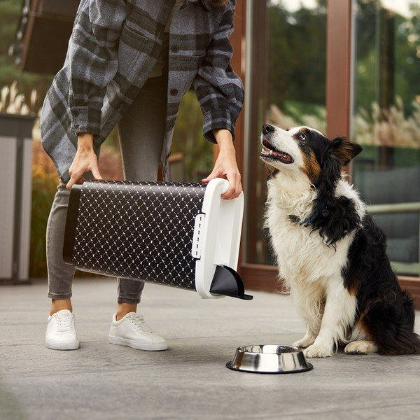 Czarny pojemnik na karmę 50 l Cody – Rotho-image-2